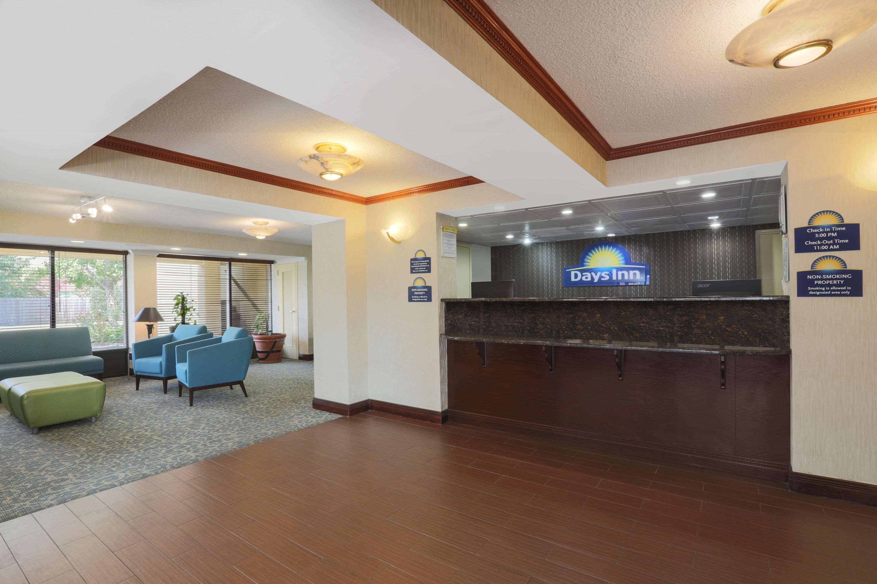 Days Inn By Wyndham Newark Wilmington Εξωτερικό φωτογραφία