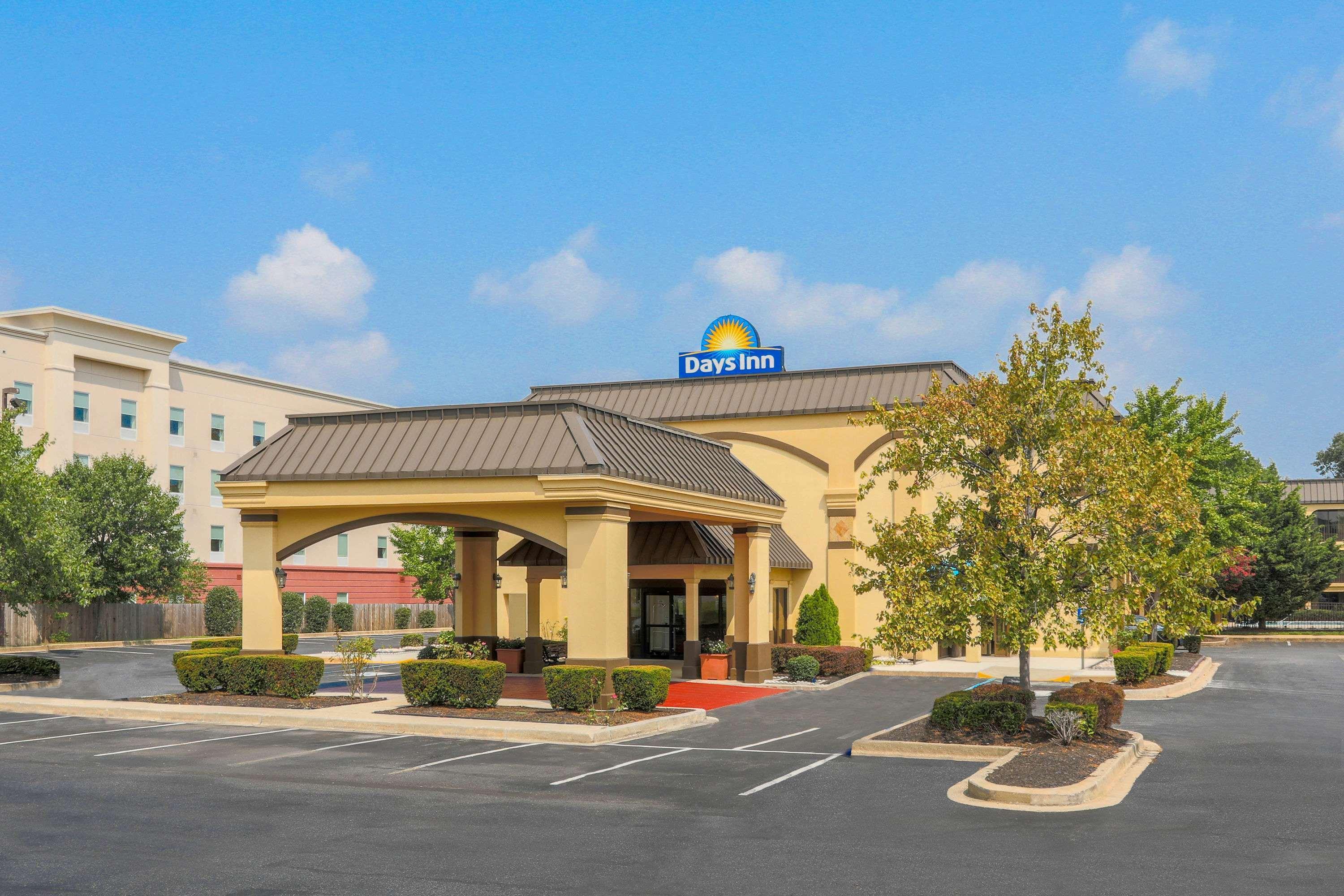 Days Inn By Wyndham Newark Wilmington Εξωτερικό φωτογραφία