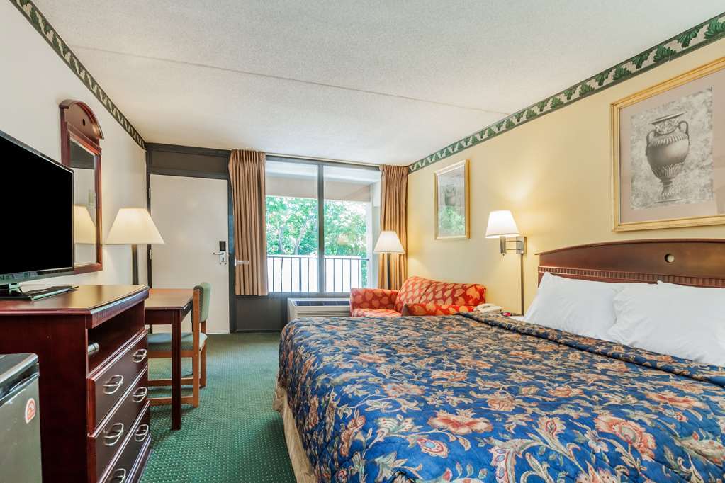 Days Inn By Wyndham Newark Wilmington Δωμάτιο φωτογραφία