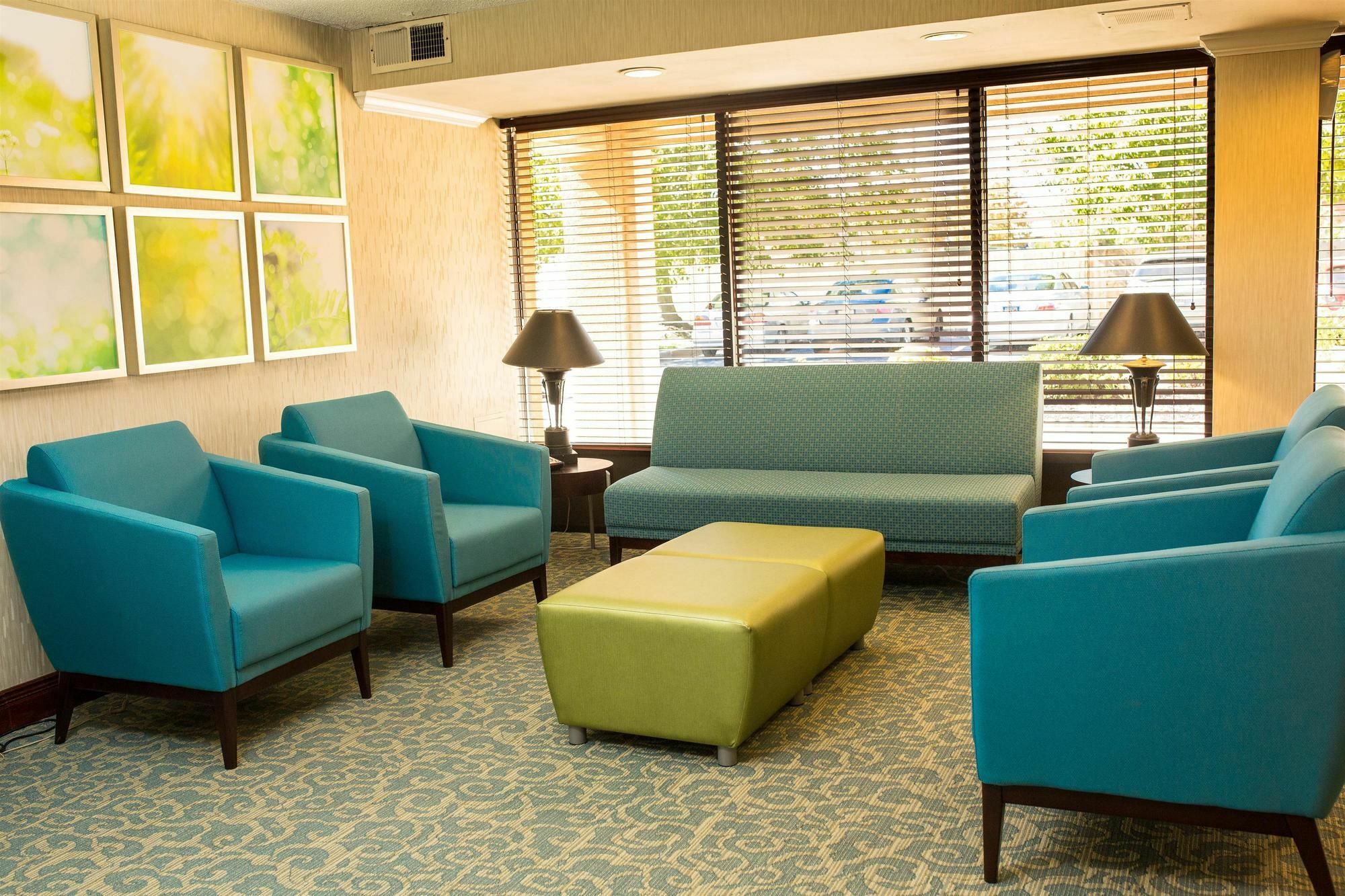 Days Inn By Wyndham Newark Wilmington Εξωτερικό φωτογραφία