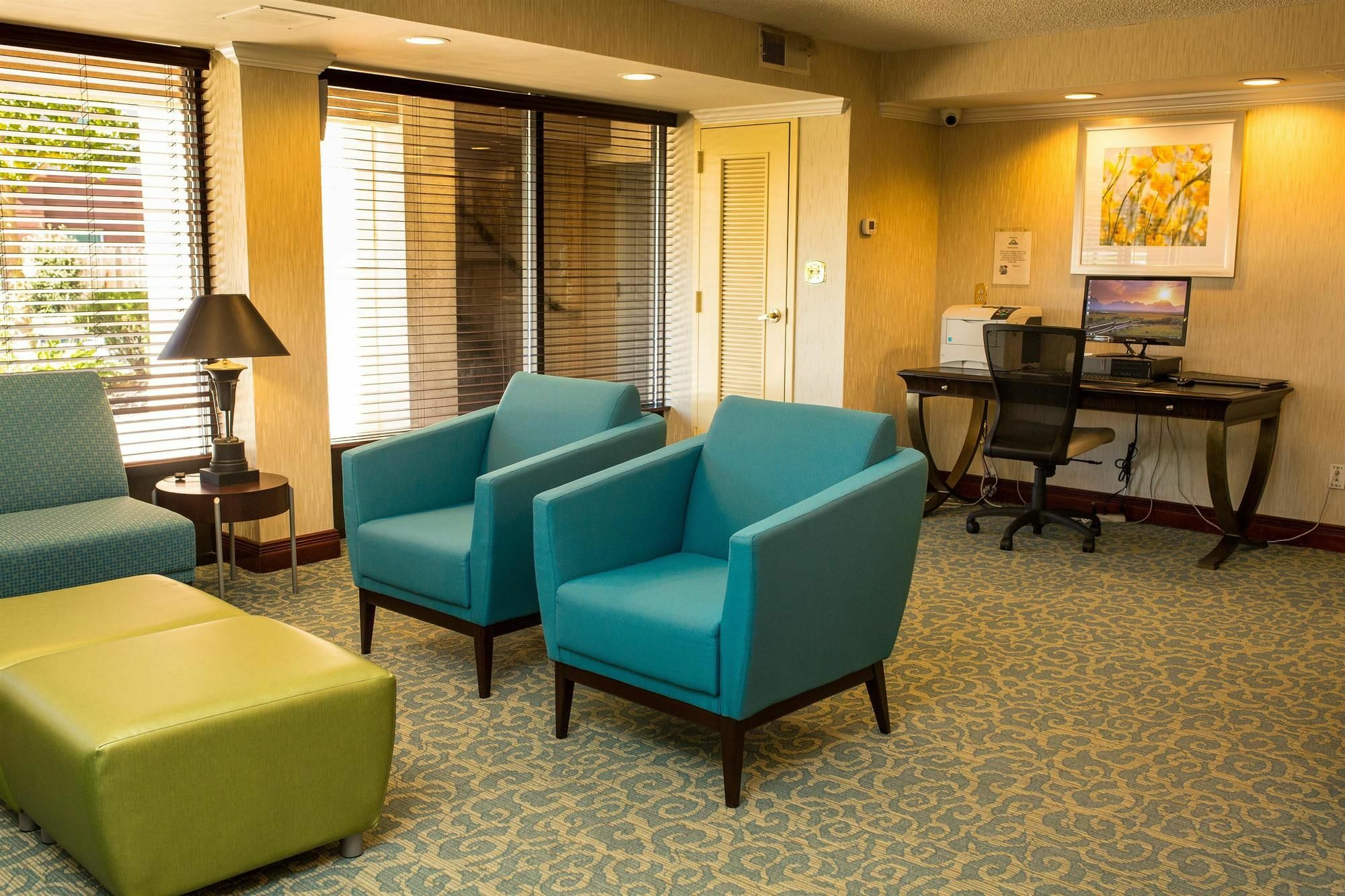 Days Inn By Wyndham Newark Wilmington Εξωτερικό φωτογραφία